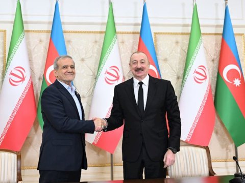 Pezeşkianın köməkçisi: Cənab İlham Əliyevi Tehranda gözləyirik