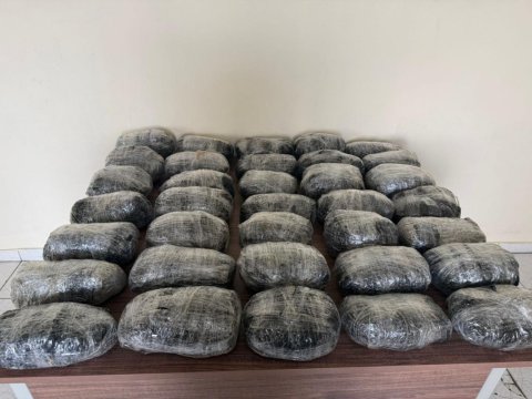 İrandan Azərbaycana 35 kq narkotik keçirilməsinin qarşısı alındı