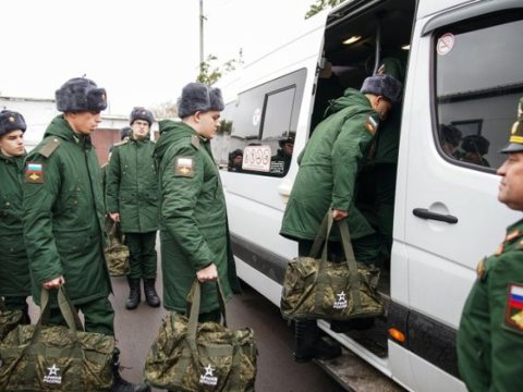 Rusiya ordusu təlimsiz əsgərləri döyüşə göndərir