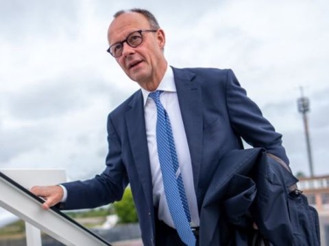 Ərdoğanla görüşmək üçün Türkiyəyə gedir