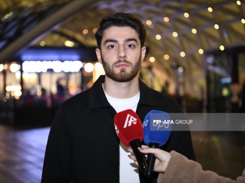 Rusiyada həbsdən buraxılan azərbaycanlı iş adamı Bakıya GƏLDİ