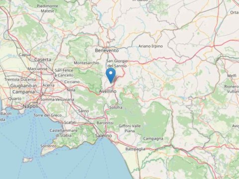 İtaliyada zəlzələ 