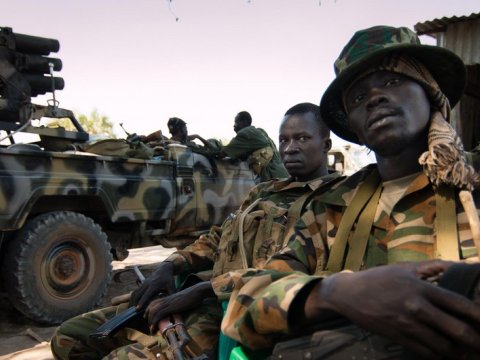 Sudan'da çatışmalar şiddetleniyor - Ordu karargahı ele geçirildi