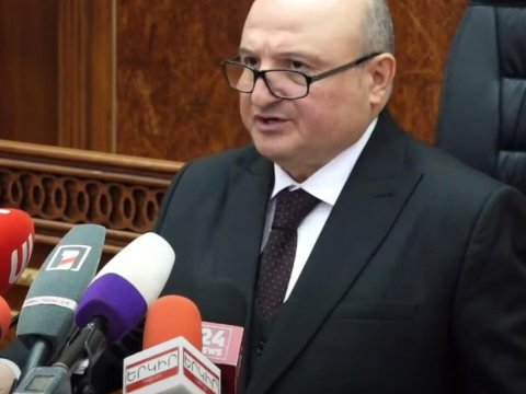 Gümrü merinə yeni İTTİHAM 