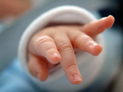 Cəliləbadda 1 yaşlı körpəni "tok" vurub ÖLDÜRÜB