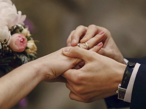 Qohum evliliyini yayımlayan kanal CƏRİMƏLƏNDİ