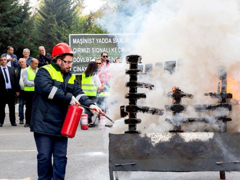 Dəmir Yolları ilə Dövlət Xidməti birgə təlim keçirdi - FOTO