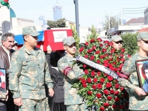 Şəhid Mübariz Şahmurov Bakıda dəfn olundu