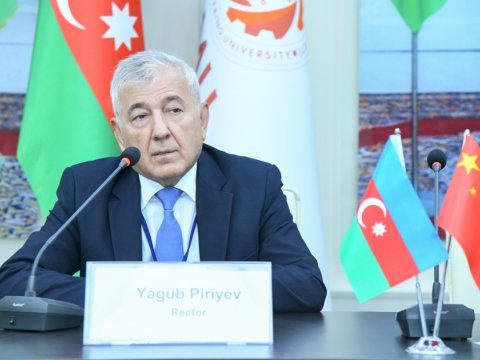 BMU-da Çindən olan doktorantların iştirakı ilə elmi seminar keçirilir