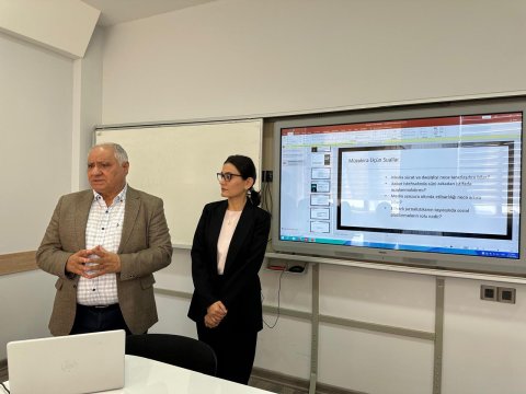 Jurnalistikaya inamı necə bərpa etmək olar? - Elmi seminar