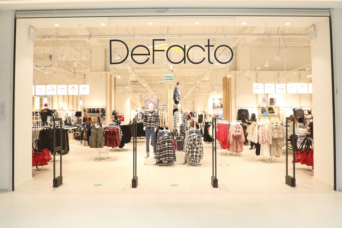 “DeFacto” Azərbaycanda fəaliyyətini tam dayandırıb