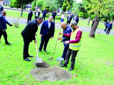 Həbsdən cəmi bir gün əvvəl... - FOTO