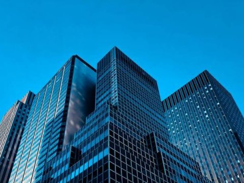 Bazar qaydalarını pozan şirkətlərə yeni cəzalar təbiq olunacaq 