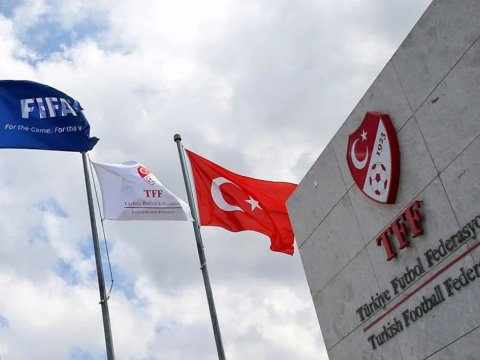 Türkiyə Futbol Federasiyası 151 hakimi işindən çıxardı