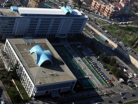 İstanbul bələdiyyəsinin daha 4 əməkdaşı həbs olundu