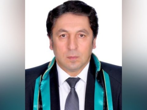 Azərbaycanda vəkil vəfat etdi