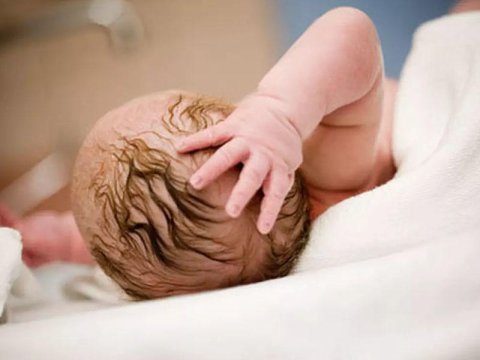 Siyəzəndə yeni doğulan körpə ÖLDÜ