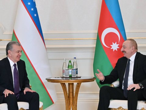 Mirziyoyev Əliyevə məktub yazdı: "Sizi Özbəkistanda səbirsizliklə gözləyirəm"