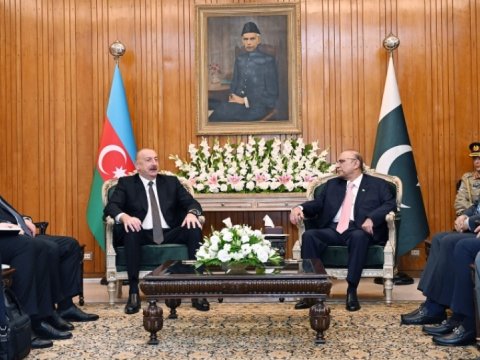 Pakistan Prezidenti İlham Əliyevi TƏBRİK ETDİ