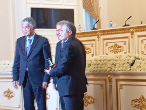 TÜRKSOY Faiq Ələkbərliyə medal verdi - FOTO