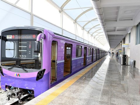 Metro saat 01:00-a qədər işləyəcək