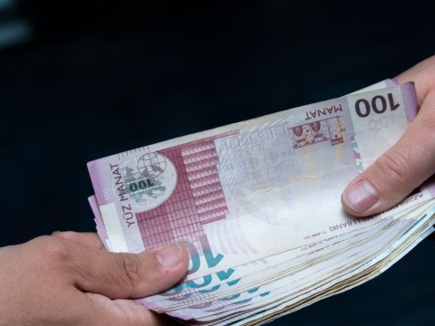 Azərbaycanda yaşayış minimumu 300 manat olacaq