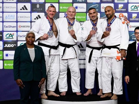 Cüdoçularımız DÇ-də daha 2 medal qazandı