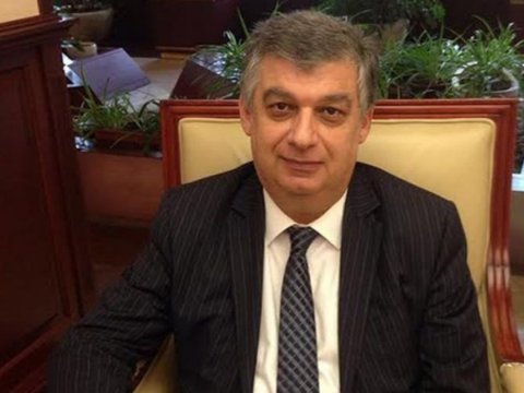 3 və daha çox uşağı olan analara 5 il tez pensiya hüququ verilsin - Deputat