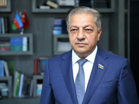 Bir də Ağbaba ilə qucaqlaşmaq... - Cavanşir FEYZİYEV 