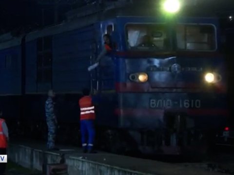 Azərbaycandan keçən qatar Ermənistana çatdı