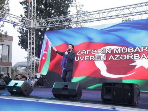 Zəfərin Mübarək, Suveren Azərbaycan!