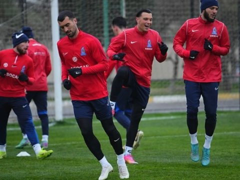 Millimizin İslandiya və Fransa ilə oyunlar üçün heyəti açıqlandı