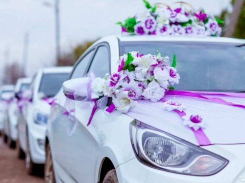 Toy karvanı qəzaya düşdü: ölən və yaralanan var