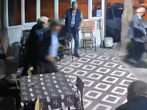 4.9 ballıq zəlzələ anı - GÖRÜNTÜ