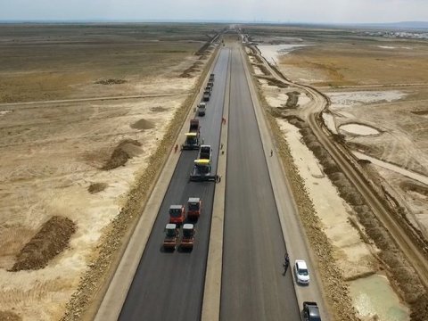 Yolların bayram günlərində təmir edilməsi başa düşülən deyil - DEPUTAT
