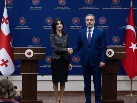 Təyyarə qəzasını müzakirə etdilər