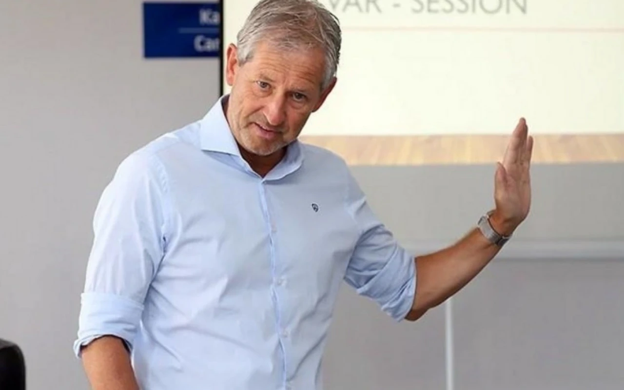 Konateyə verilən qırmızı səhv olub - AFFA