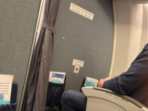 İşdən çıxarılan Fuad Nəcəfli Bakıya qayıtdı - FOTO