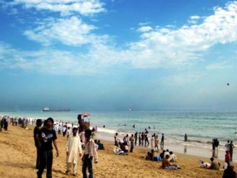 Tələbələr piknik zamanı dənizdə boğuldular