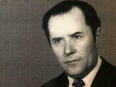 Şərəfli bir ömür yaşadı - sözlü, nəğməli