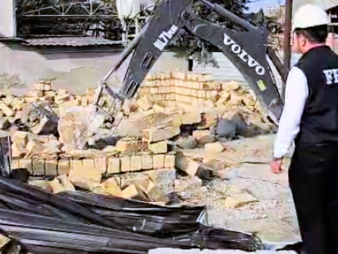 Masazırda qanunsuz tikinti söküldü - VİDEO