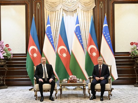 İlham Əliyev Mirziyoyevlə təkbətək görüşdü - FOTO