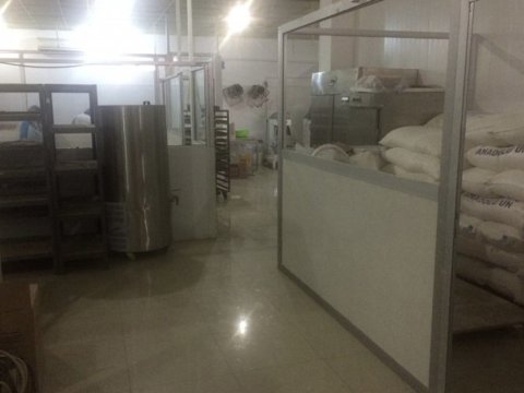 Şirniyyat sexində dəhşətli hadisə - Əlini itirdi