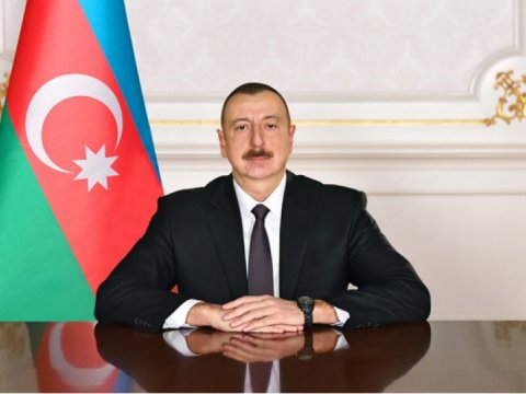 Prezident iki liderə məktub yazdı