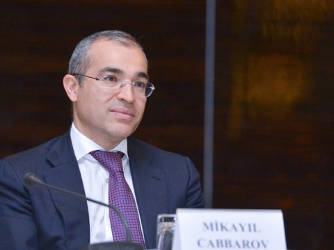 Bu şəxslər daha az vergi ödəyəcək - Mikayıl Cabbarov AÇIQLADI