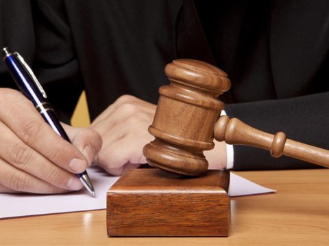 Azərbaycanda hüquqşünas çatışmazlığı YARANIB