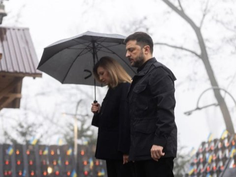 Rusiya ilə qonşuluqda müstəqil qalmaq çətindir, lakin biz güclüyük – Zelenski