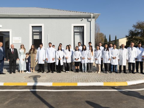 Leyla Əliyeva və Alena Əliyeva Baytarlıq Klinikası ilə tanış oldular - FOTO