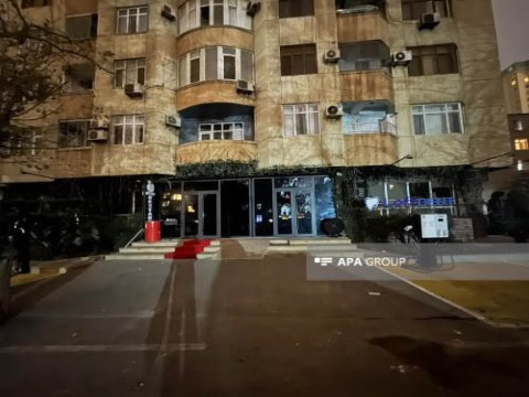 Yanğın olan binaya hələ də sakinlər buraxılmır