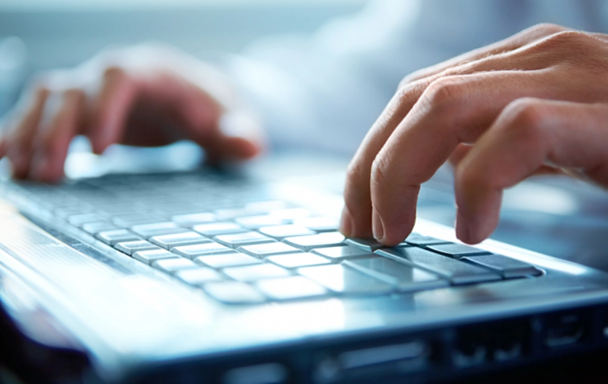 Azərbaycanda bu universitetdə tələbələr imtahanları onlayn verəcək